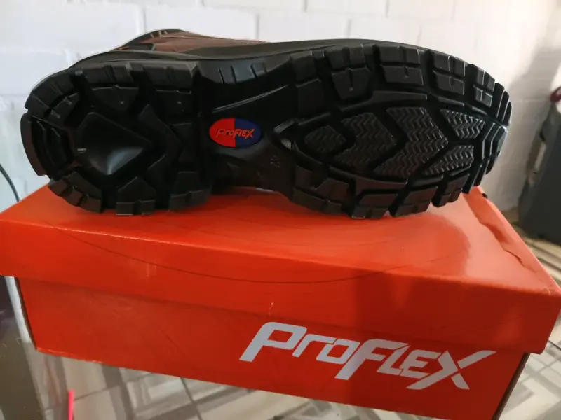 Botas de seguridad Proflex café - 3