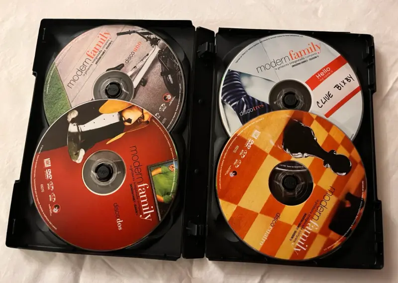 DVD Modern Family Temporada 1 - 3