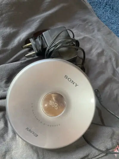Reproductor CD Sony Walkman - miniatura 1
