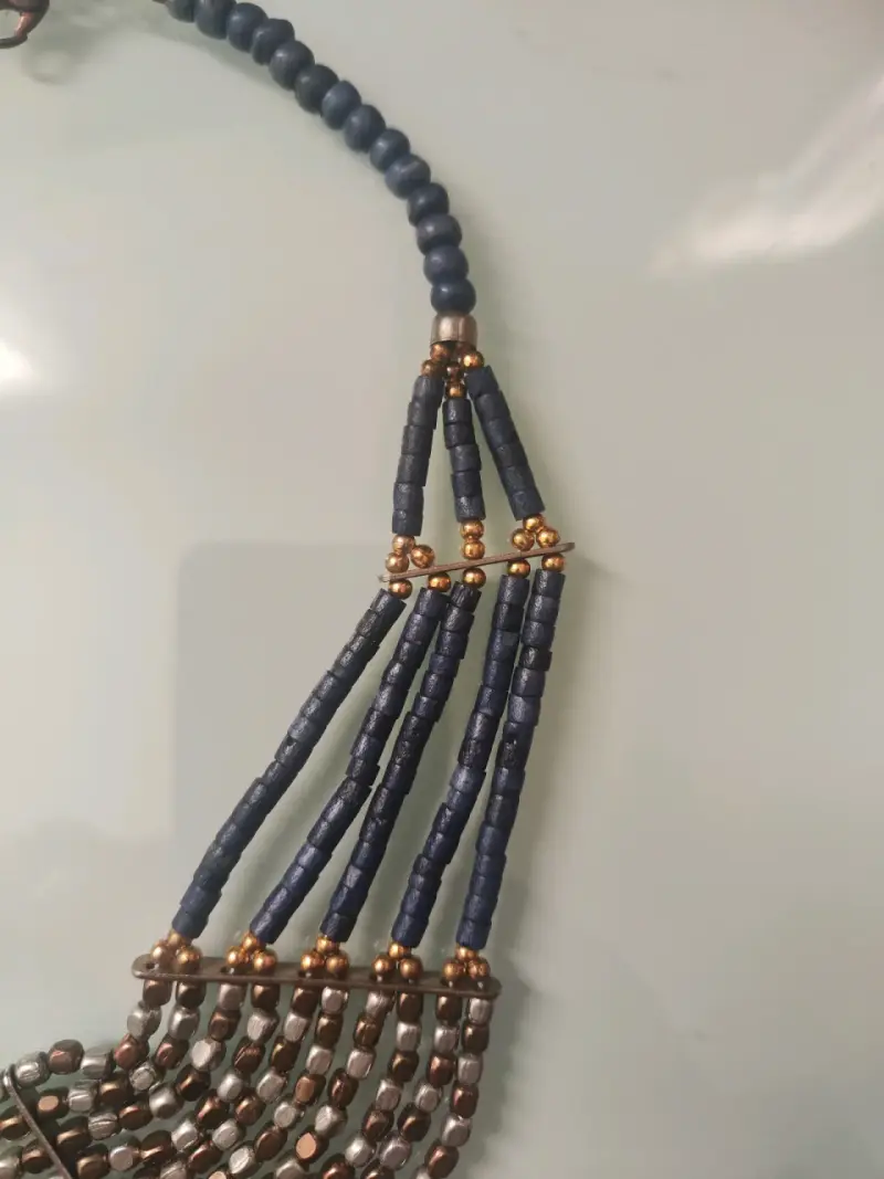 Collar de cuentas azul y bronce - 3
