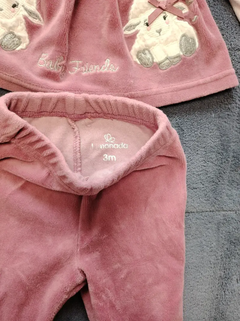 Conjunto bebé rosado con vestido - 2