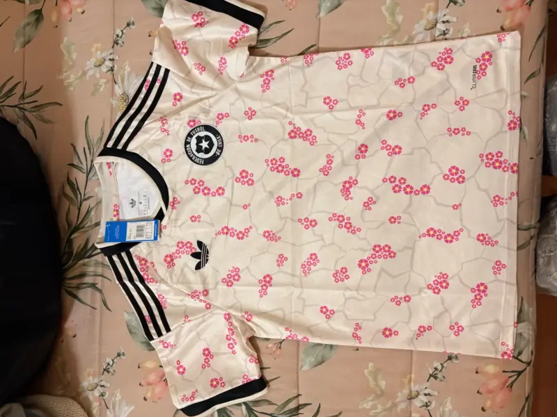 Camiseta Adidas estampado floral - 4