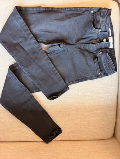 Jeans ajustados gris oscuro - miniatura 1