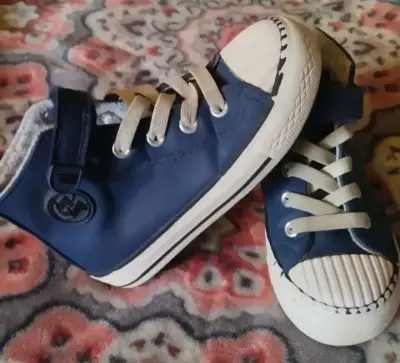 Zapatillas talla 27 unisex - miniatura 1