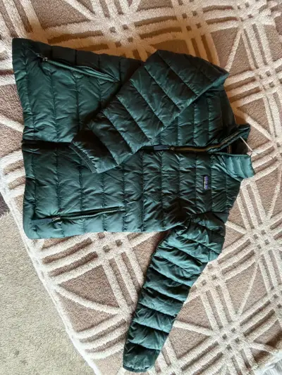 Chaqueta pluma verde oscuro - miniatura 1