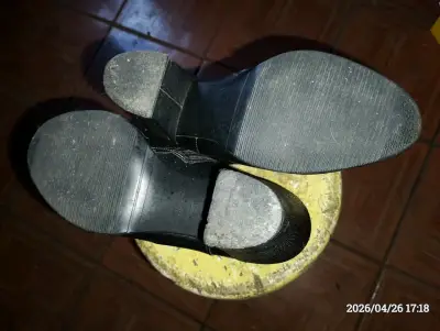 Botines negros de ecocuero - miniatura 2