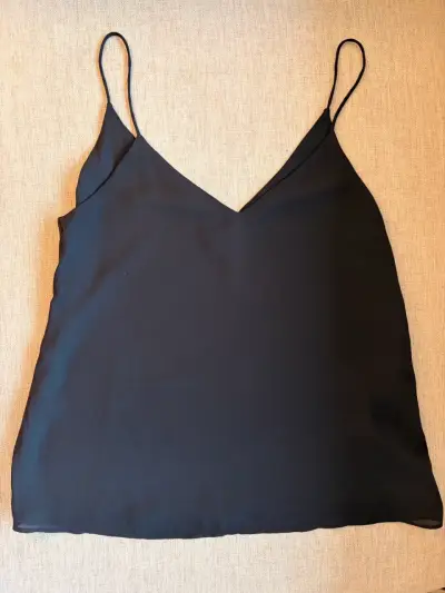 Polera negra de tirantes - miniatura 1