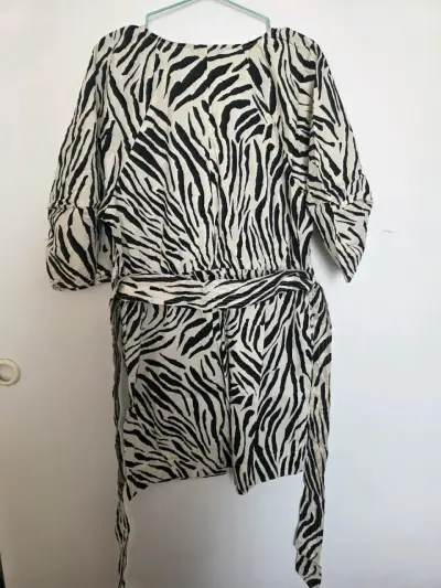 Vestido estampado animal print - miniatura 2