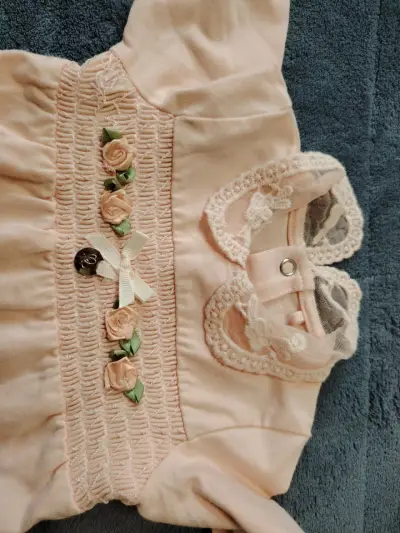 Body bebé rosa con encaje - miniatura 2