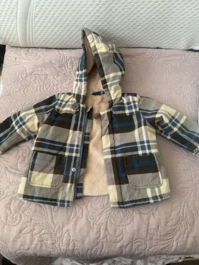 Abrigo infantil a cuadros con capucha Zara mini - miniatura 1