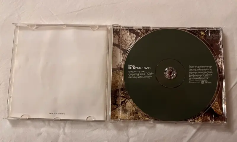 CD Travis - The Invisible Band - 3