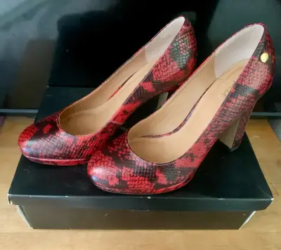 Tacones Gacel ,rojos estampado serpiente - miniatura 1