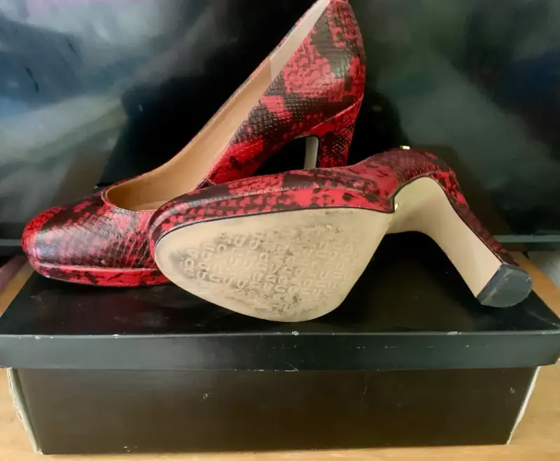 Tacones Gacel ,rojos estampado serpiente - 2