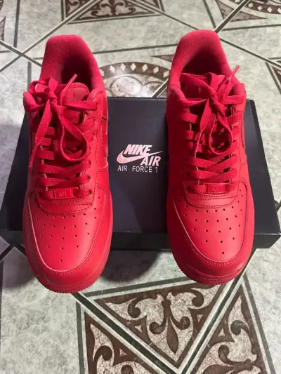 Zapatillas Nike Air Force 1 rojas - miniatura 1