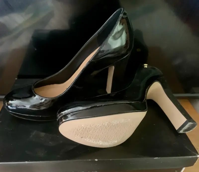 Tacones Gacel  negros de charol - 2