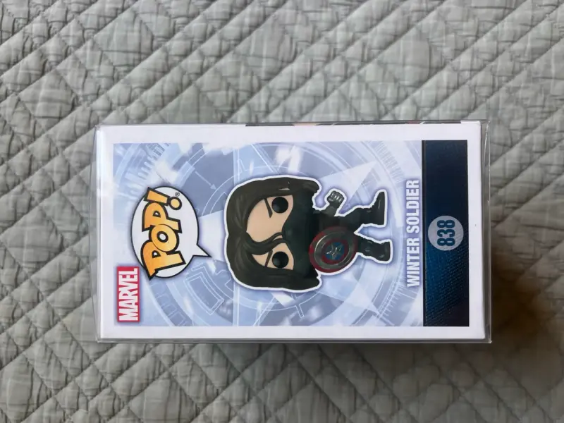 Funko Pop Winter Soldier Exclusivo - 4