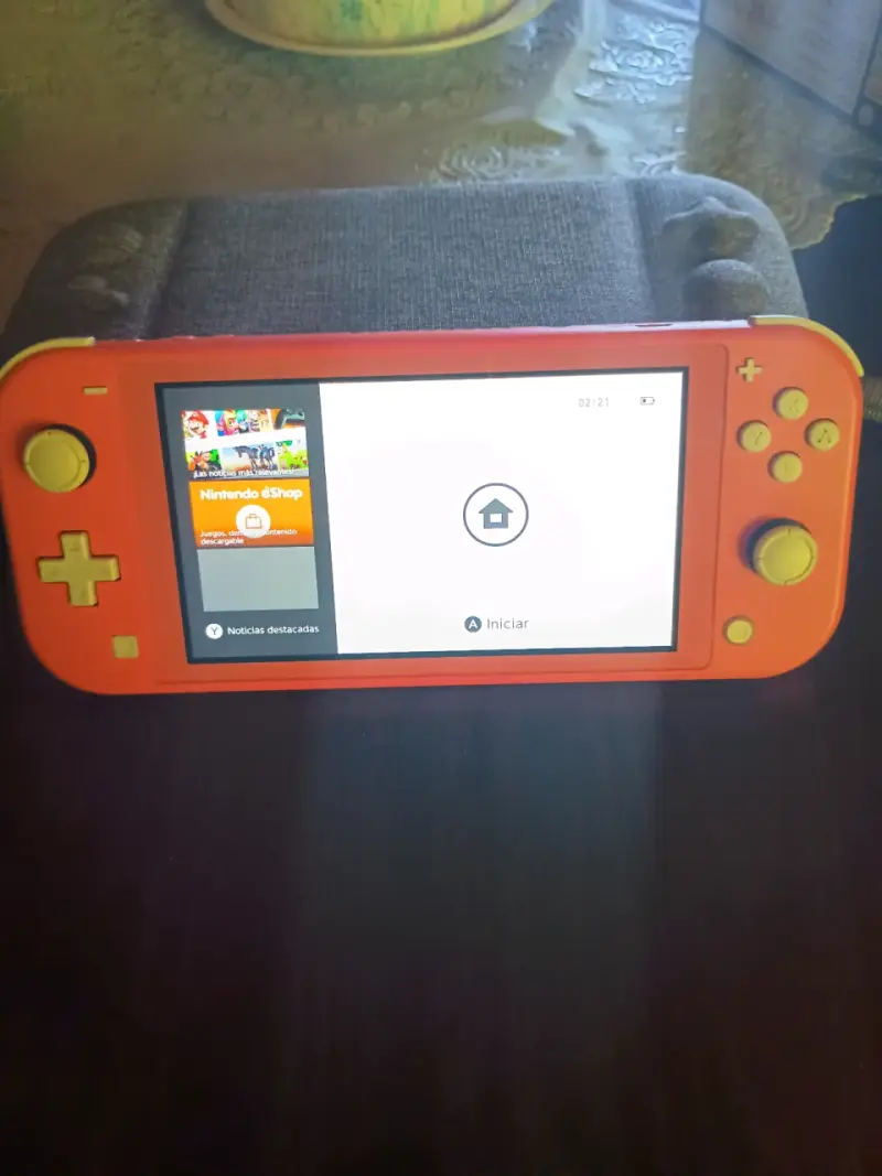 Consola Nintendo Switch Lite Coral - 5