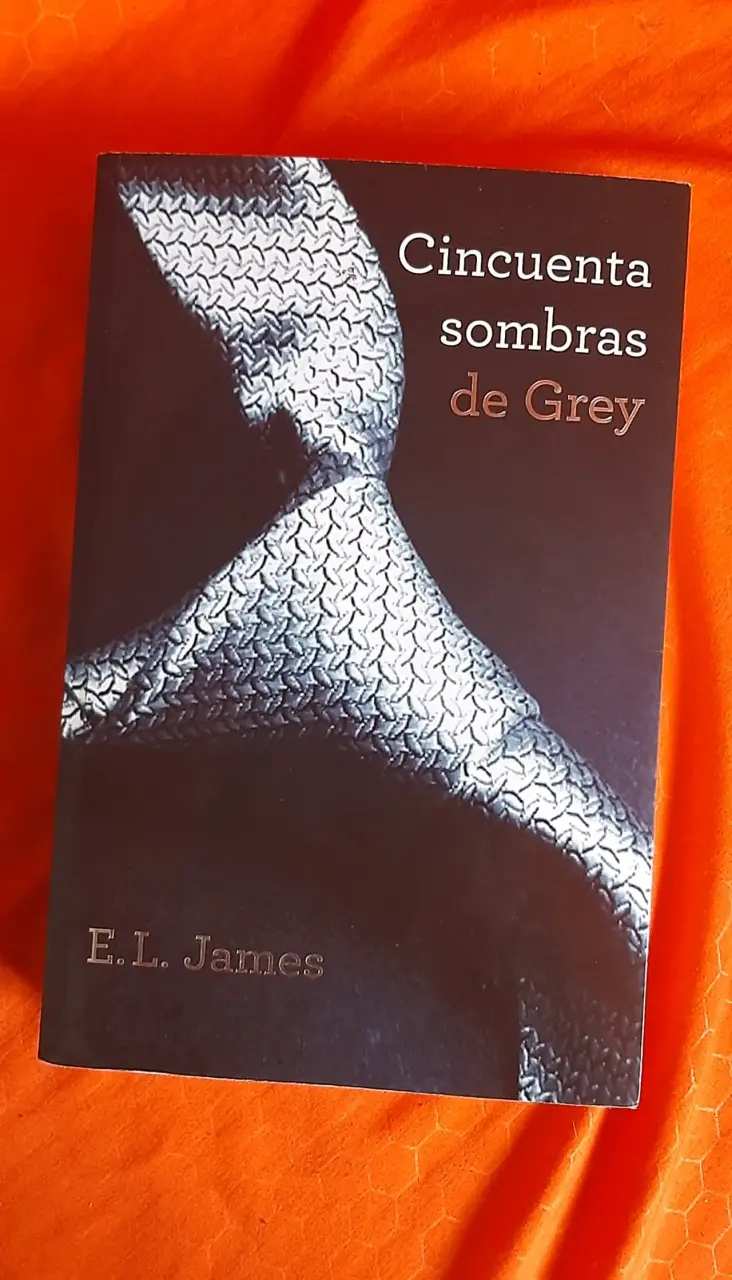 Libro Cincuenta sombras de Grey - 1