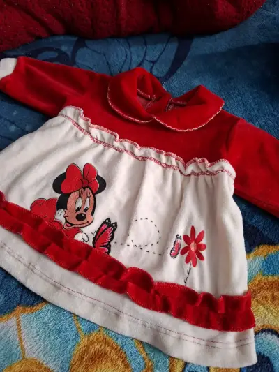 Conjunto bebé Minnie rojo - miniatura 2