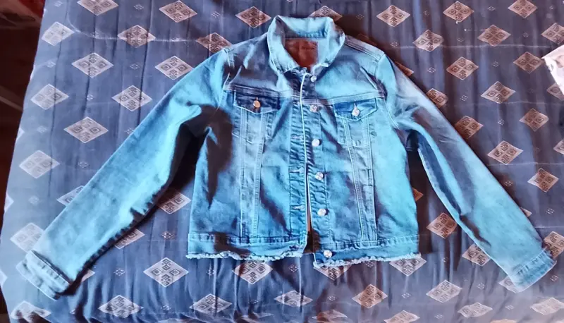 Chaqueta de mezclilla azul talla L