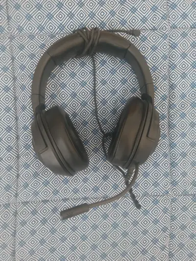 Audífonos gamer con micrófono - miniatura 1
