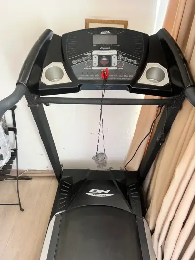 Caminadora BH Fitness negra - miniatura 2