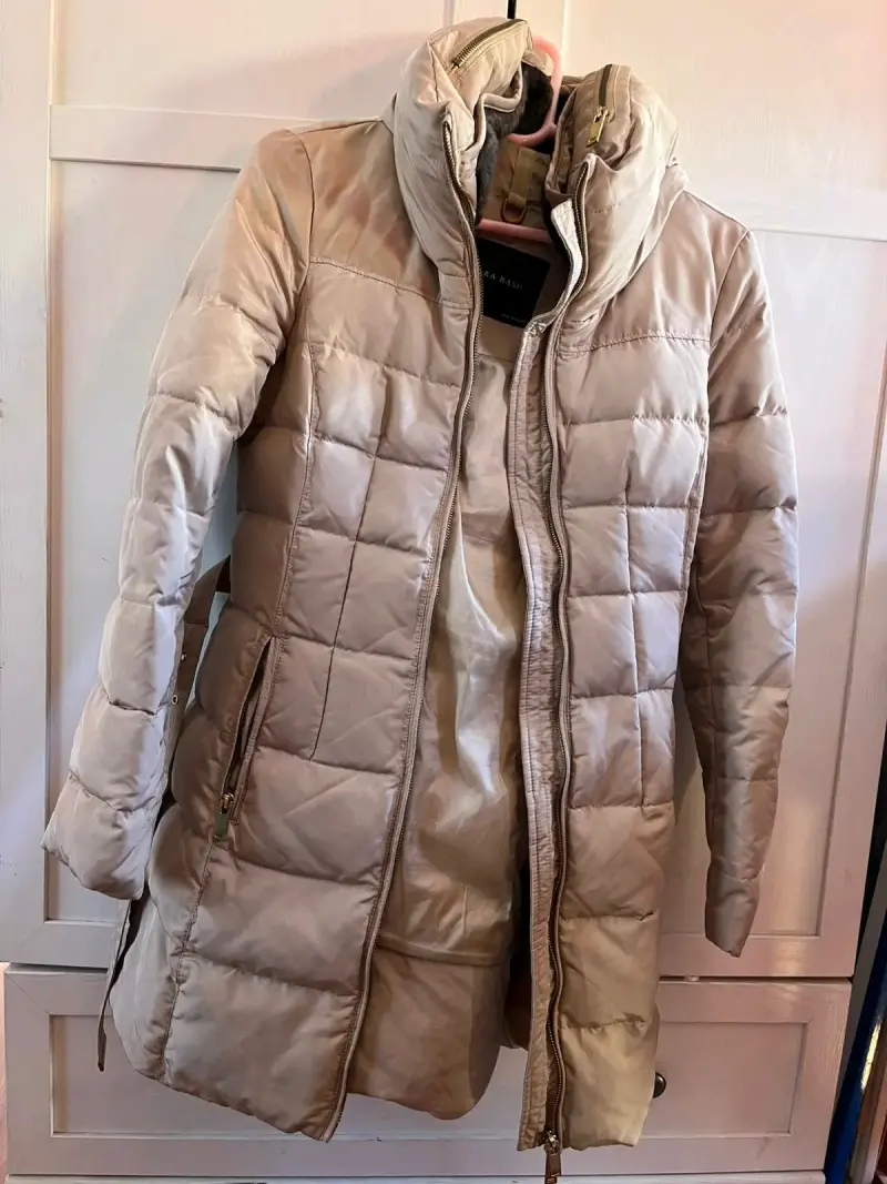 Abrigo acolchado beige mujer