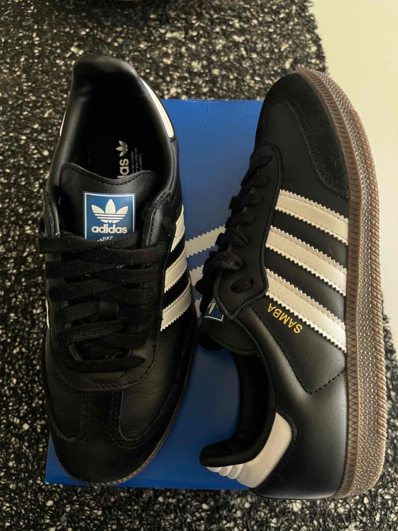 Zapatillas negras Adidas Samba - 4