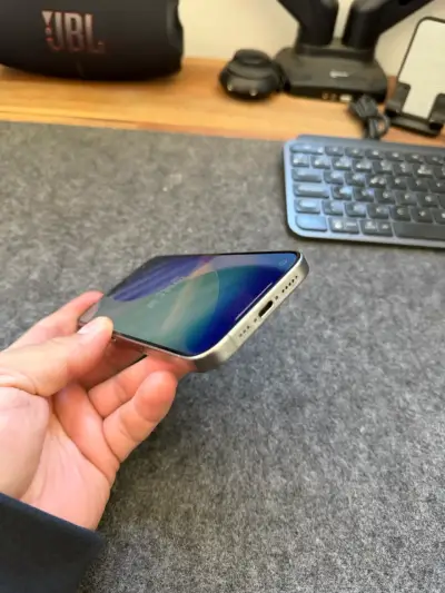 iPhone 15 pro 256gb. - miniatura 3