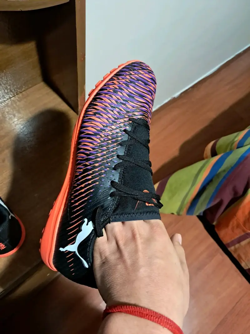 Zapatillas deportivas negro y rojo - 3