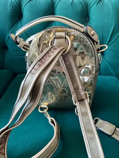 Mochila  dorada - miniatura 2