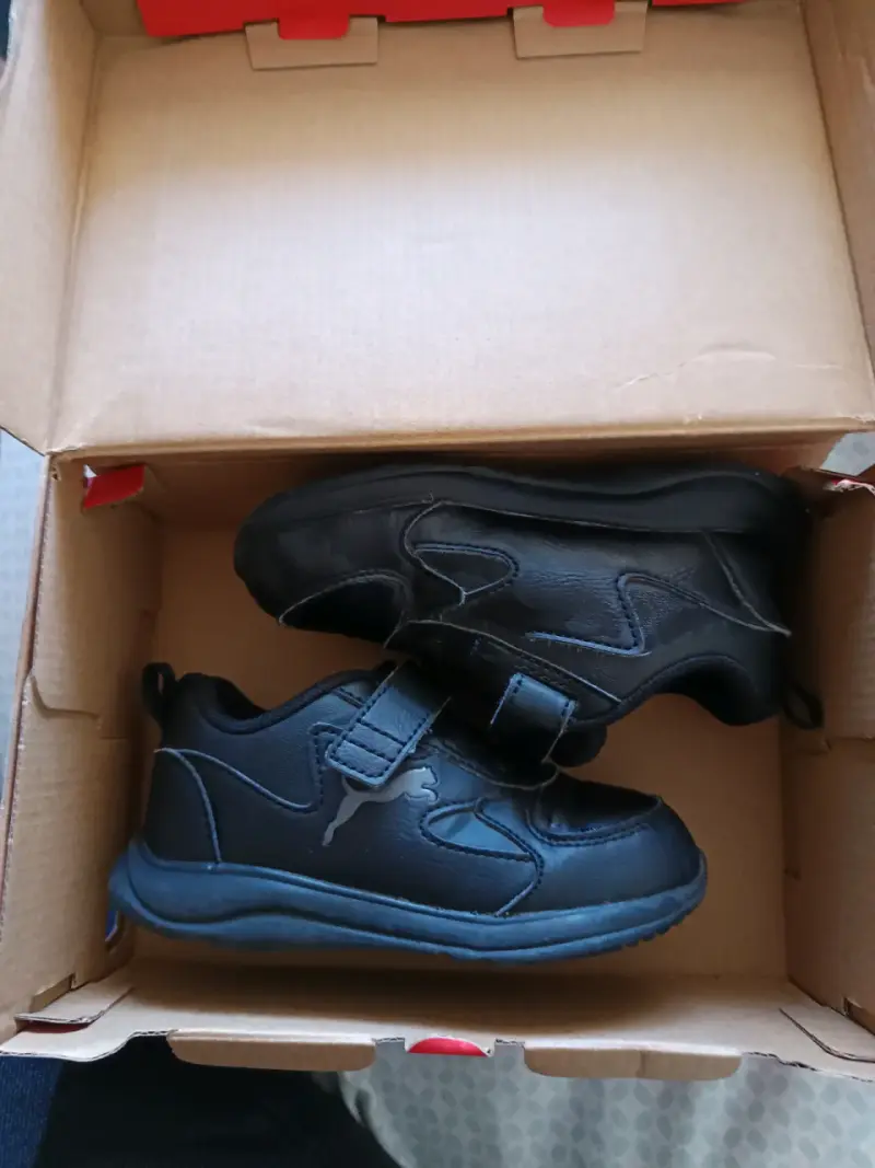 Zapatillas negras para niños - 3