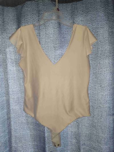 Body blanco con vuelos - miniatura 2