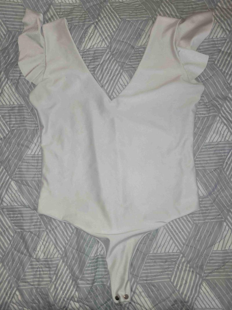 Body blanco con vuelos - 4