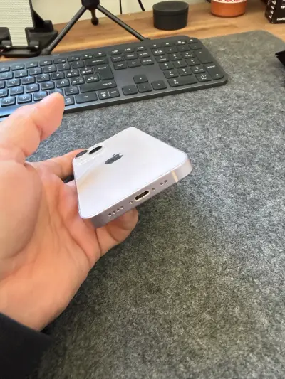 iPhone 13 mini 128gb. - miniatura 4