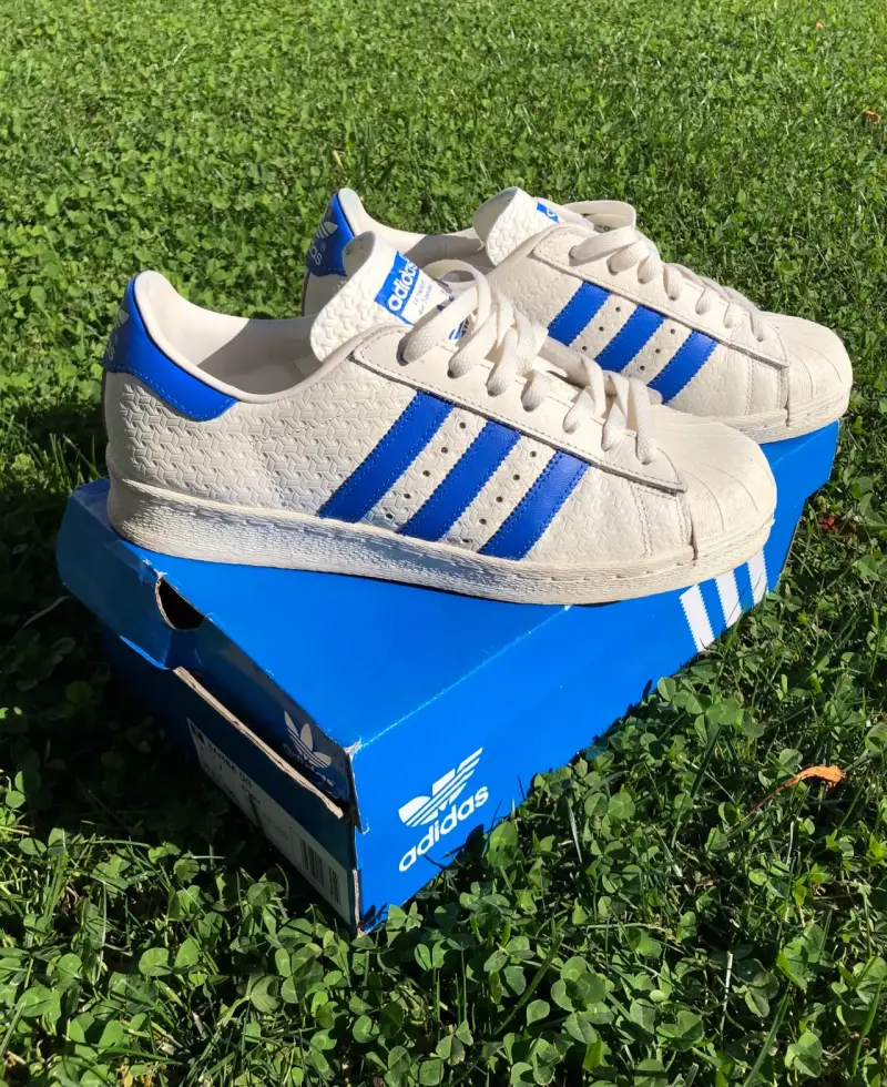 Zapatillas Adidas superstar blancas y azules - 3