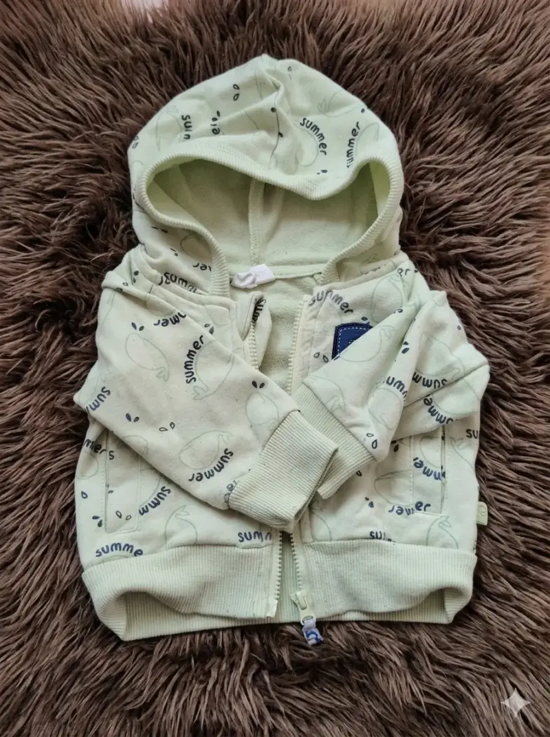 Polera naranja infantil con diseño - 5