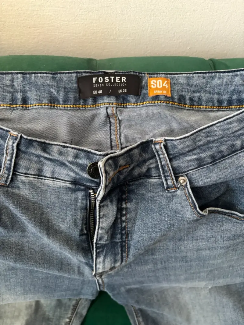Jeans de hombre azul desgastado - 2