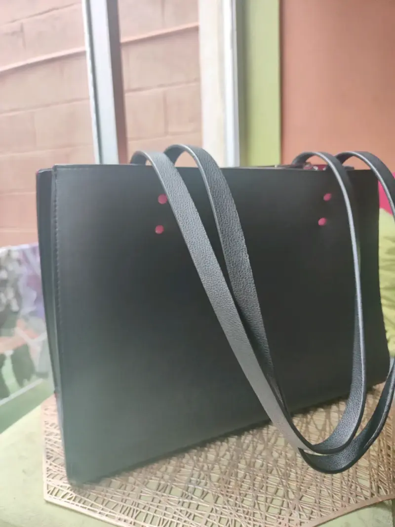 Bolso tote negro elegante - 4