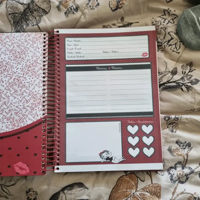 Libreta Betty Boop con puntos - 3
