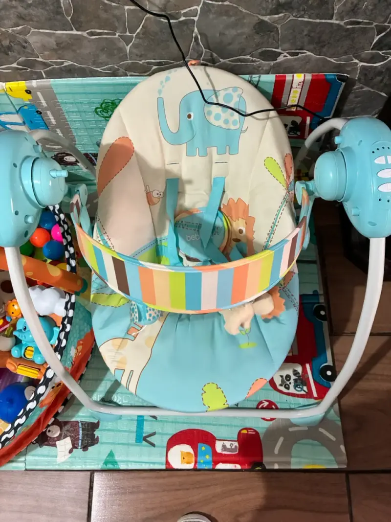 Columpio infantil con colores - 2
