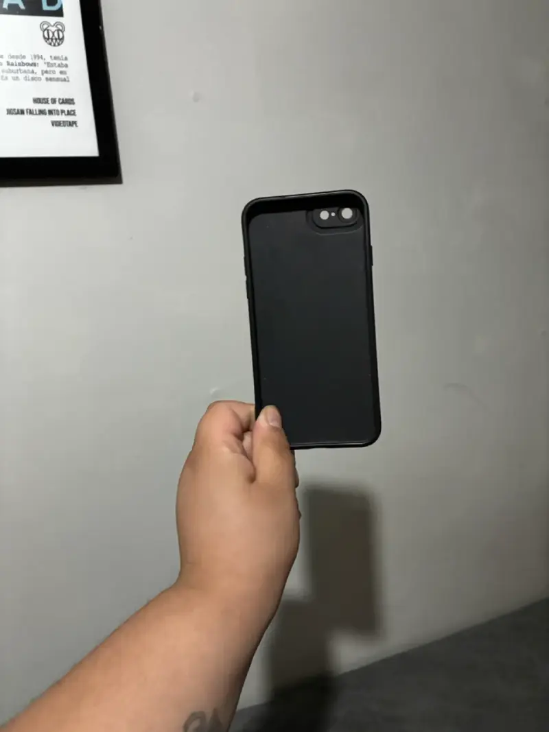 Carcasa IPhone - 2