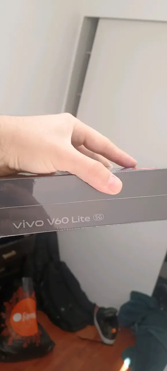 Vivo v60 Lite negro 256 GB liberado - 2