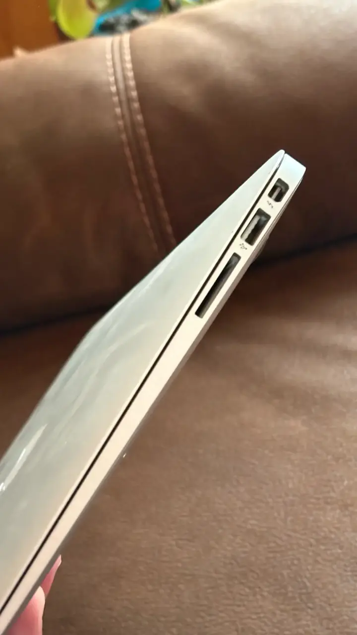 MacBook Air - 2