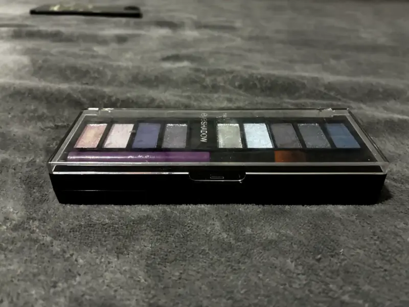 Set maquillaje (Sombra de ojos, labiales y rubor)] - 3