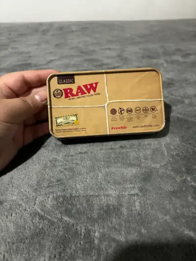 Caja metálica RAW - accesorio fumeta😮‍💨 - miniatura 5