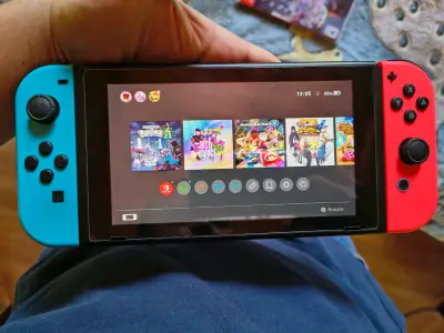Nintendo switch V2 neon - miniatura 4