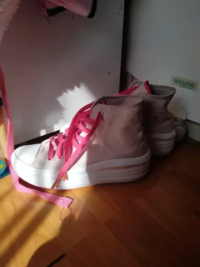 Zapatillas Converse talla 36.5 - miniatura 2
