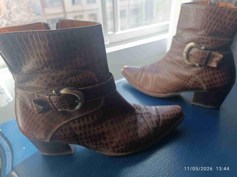 Botas, - 2