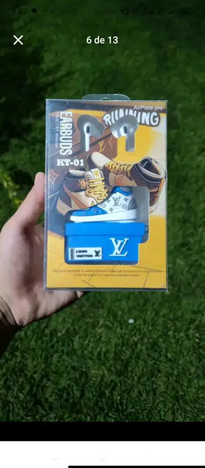 Audífonos con funda - miniatura 1